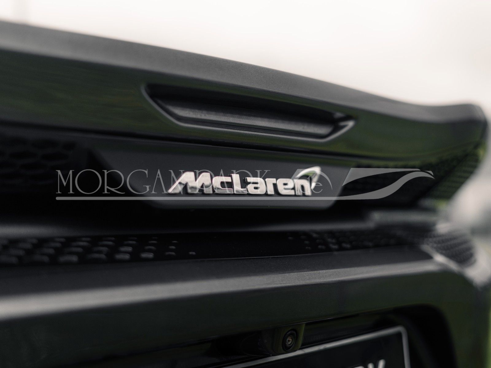 Fahrzeugabbildung McLaren GT *Storm Grey Metallic* + MwSt. + Sportauspuff
