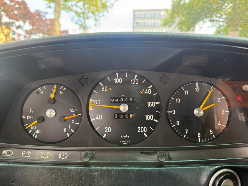 Mercedes-Benz CE 230