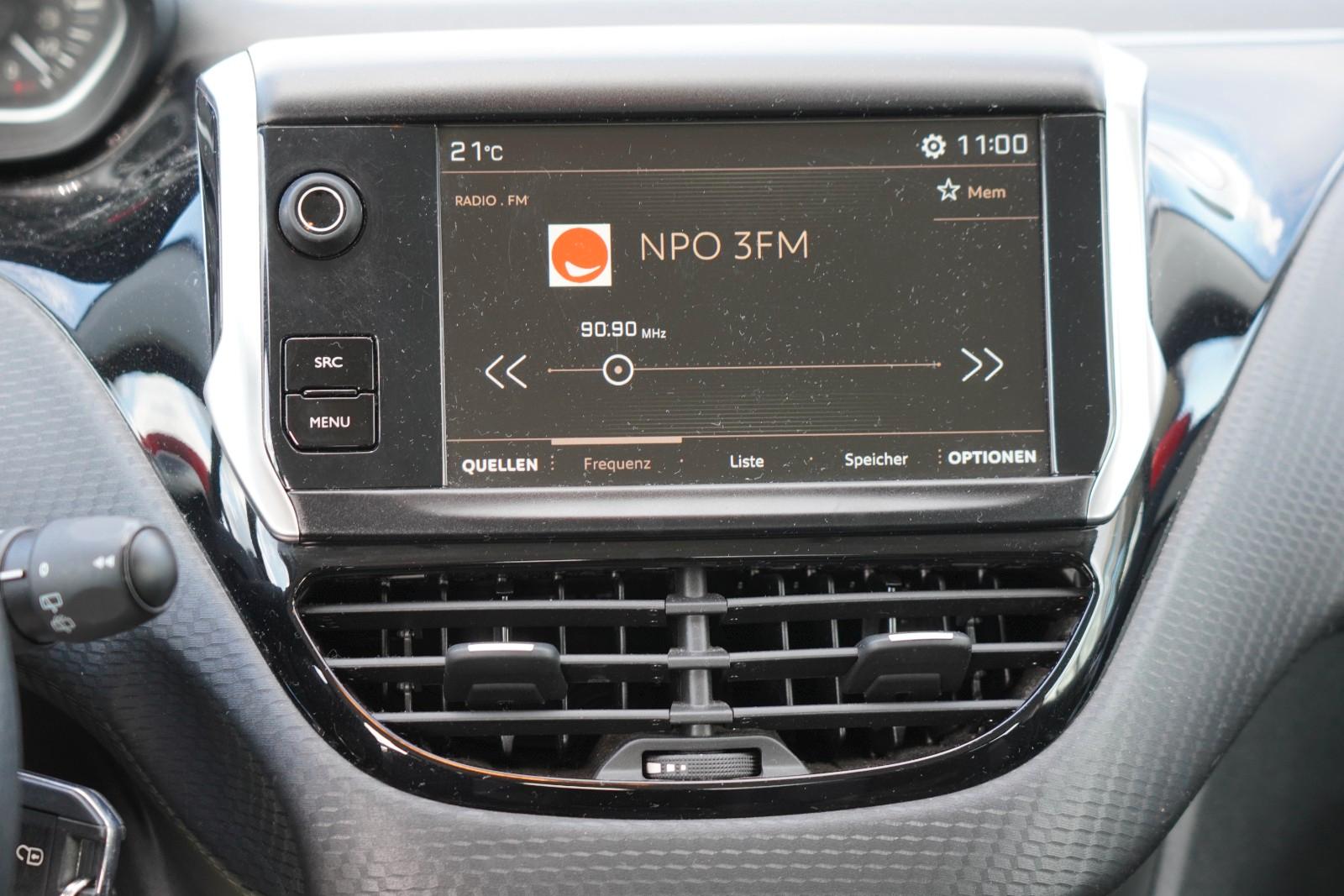Peugeot 2008 Active MIT 3 JAHREN GARANTIE !!!