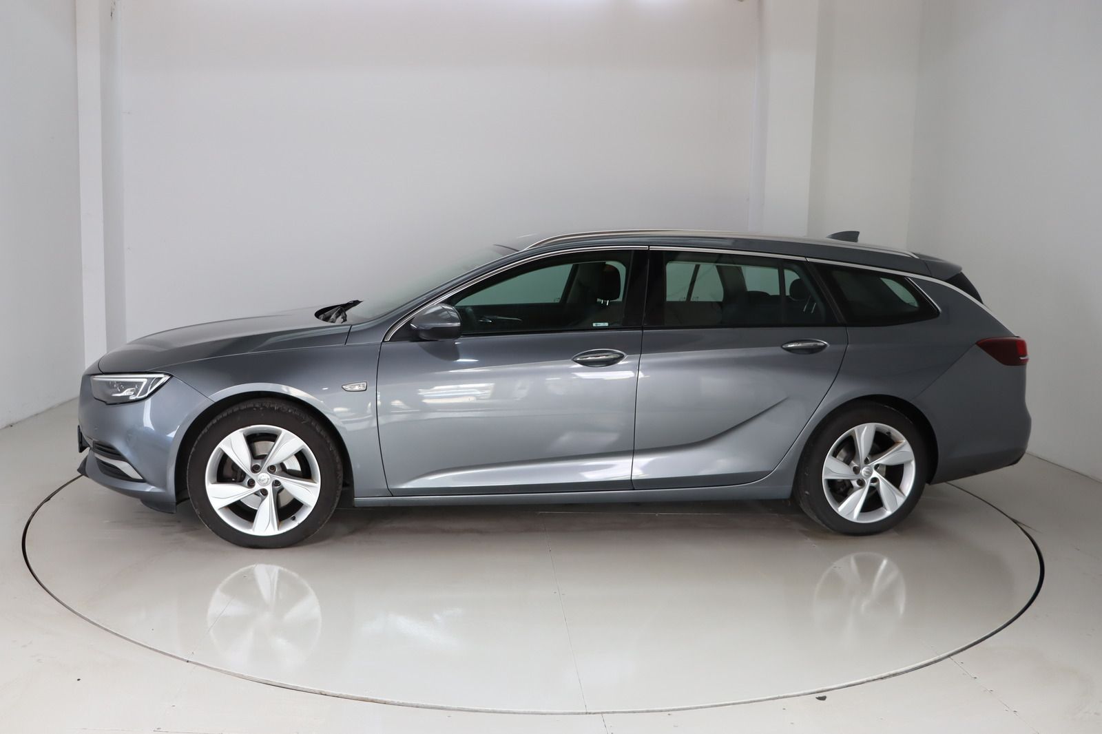 Fahrzeugabbildung Opel Insignia 2.0 CDTI Innovation * LED * Sitzhzg. *