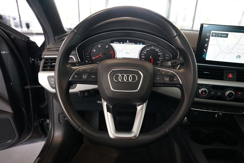AUDI A4 Limousine 35 TDI S line | MMI Plus | AHK AUDI A4 Limousine 35 TDI S line | MMI Plus | AHK