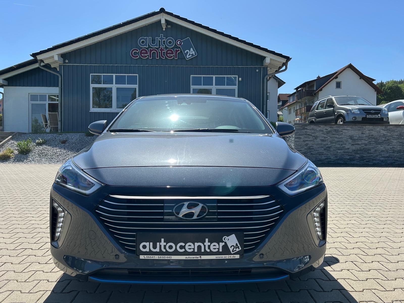 Fahrzeugabbildung Hyundai IONIQ Hybrid Premium°Leder°Kamera°Schiebedach°