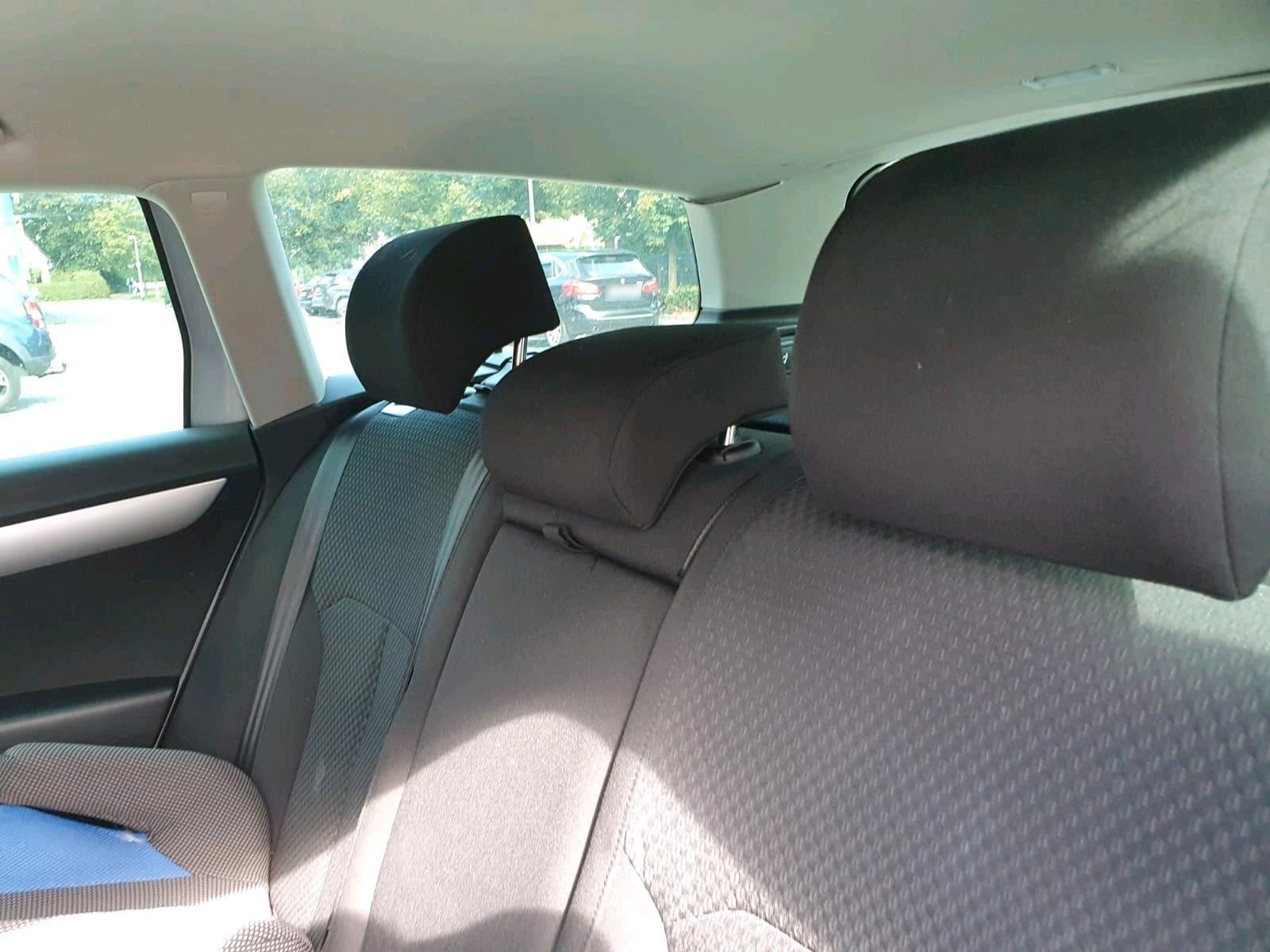 Volkswagen Passat 2013 — photo 10