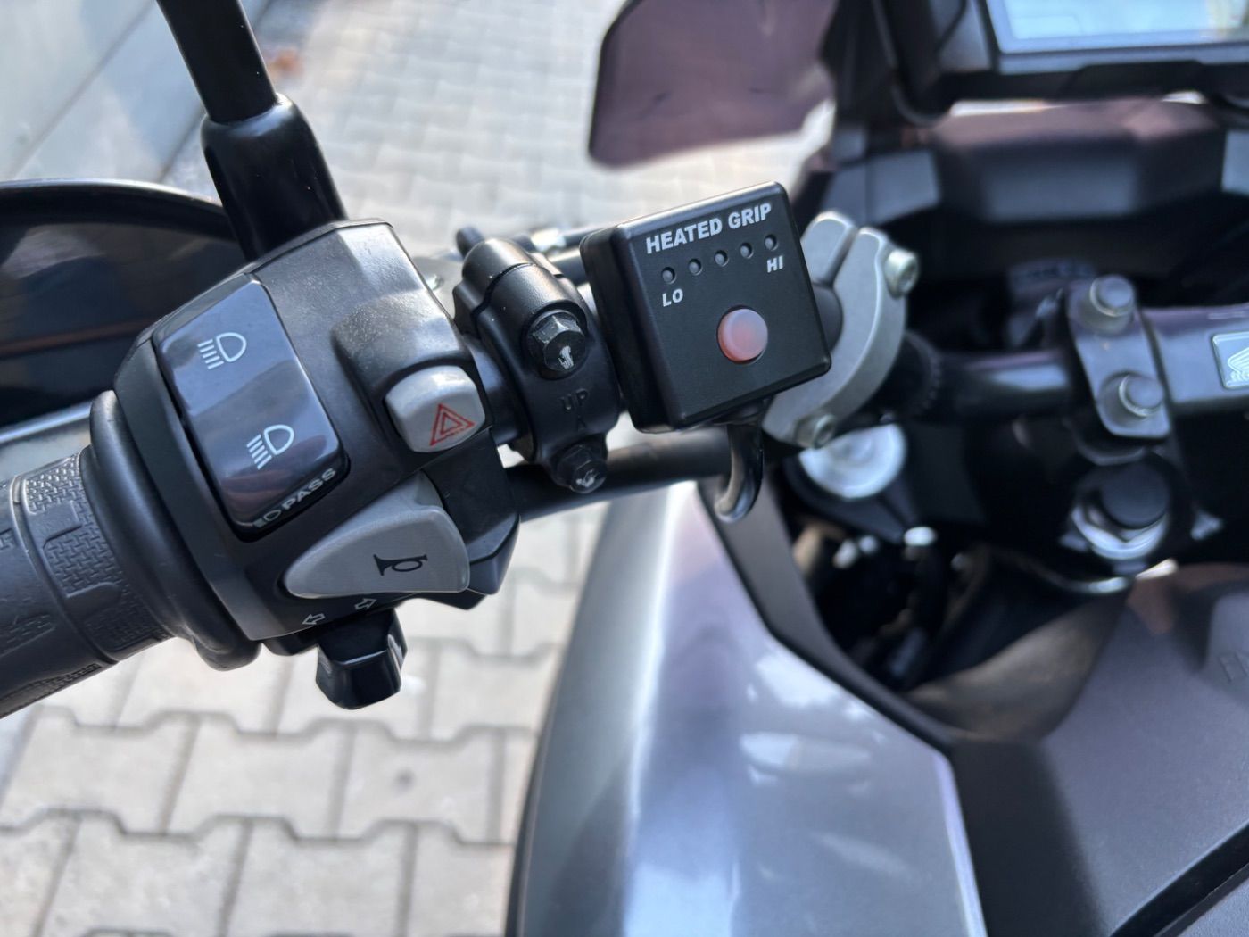 Fahrzeugabbildung Honda NC 750 X Griffheizung Seitenkoffer Topcase