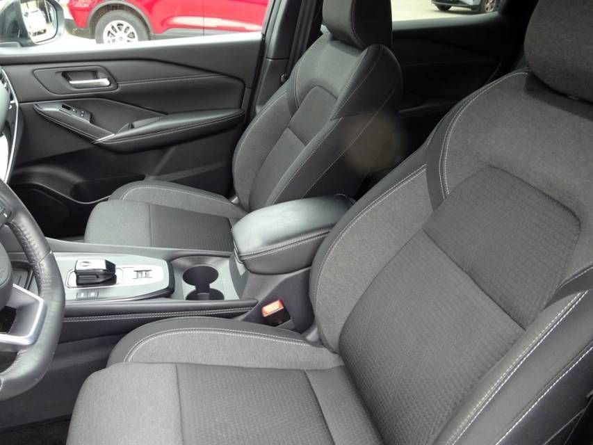 Fahrzeugabbildung Nissan Qashqai 1.5 VC-T  e-Power  Black Edition