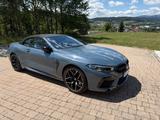 BMW M8 Competition xDrive Cabrio M8 Competition - blaue BMW M8