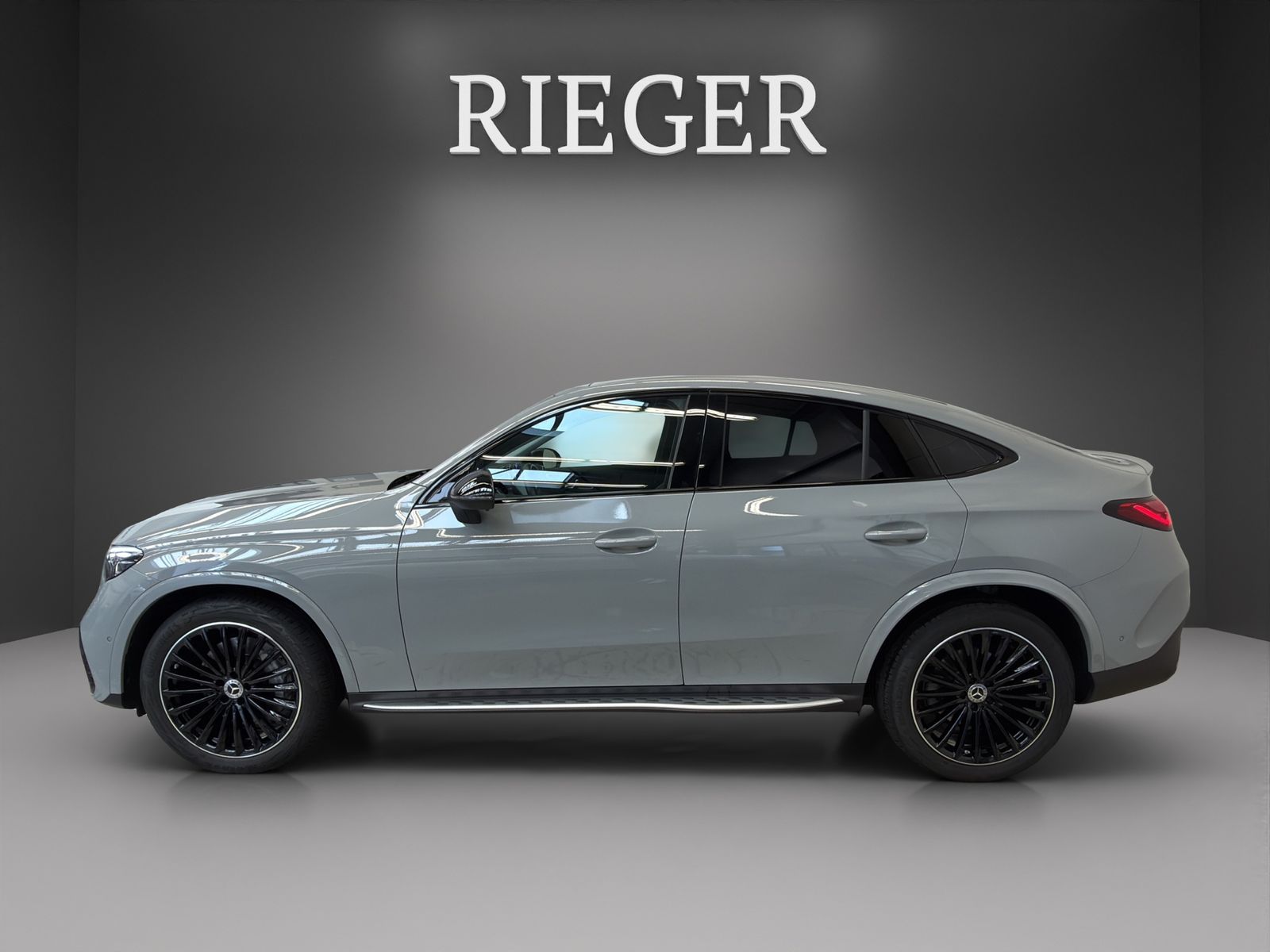Mercedes-Benz GLC 300 d 4M Coupe AMG Adv. AHK Pano NIGHT 20 foto 5
