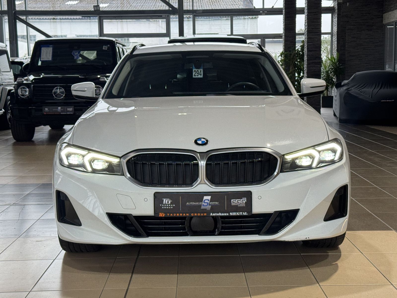BMW 318 i Widescreen Harman/Kardon Navi ACC SHZ LED imagem 2