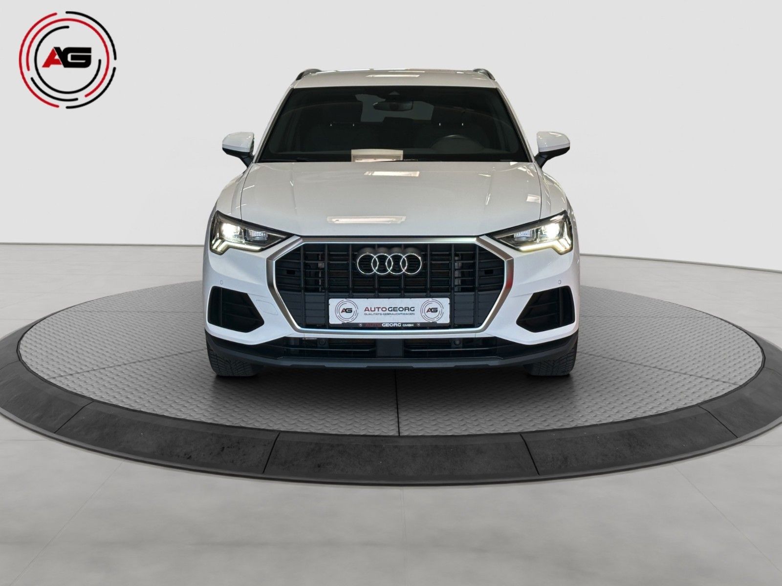 Audi Q3 45 TFSIe LED ACC CARPLAY SHZ KAMERA AHK imagem 2