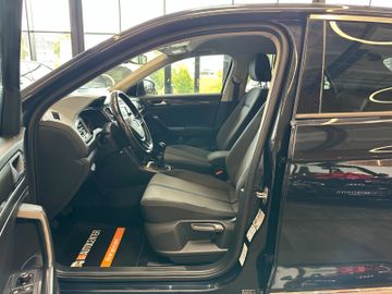 MYAUTOCENTER – Gebraucht- und Jahreswagen mit Werkstattservice in Pfaffenhofen Volkswagen T-Roc Style *LED*Unfallfrei*TÜV*PDC*