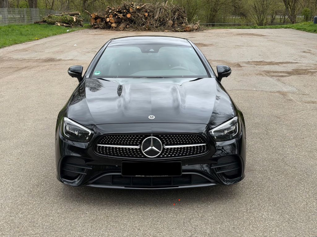 Image of Mercedes-Benz E 200