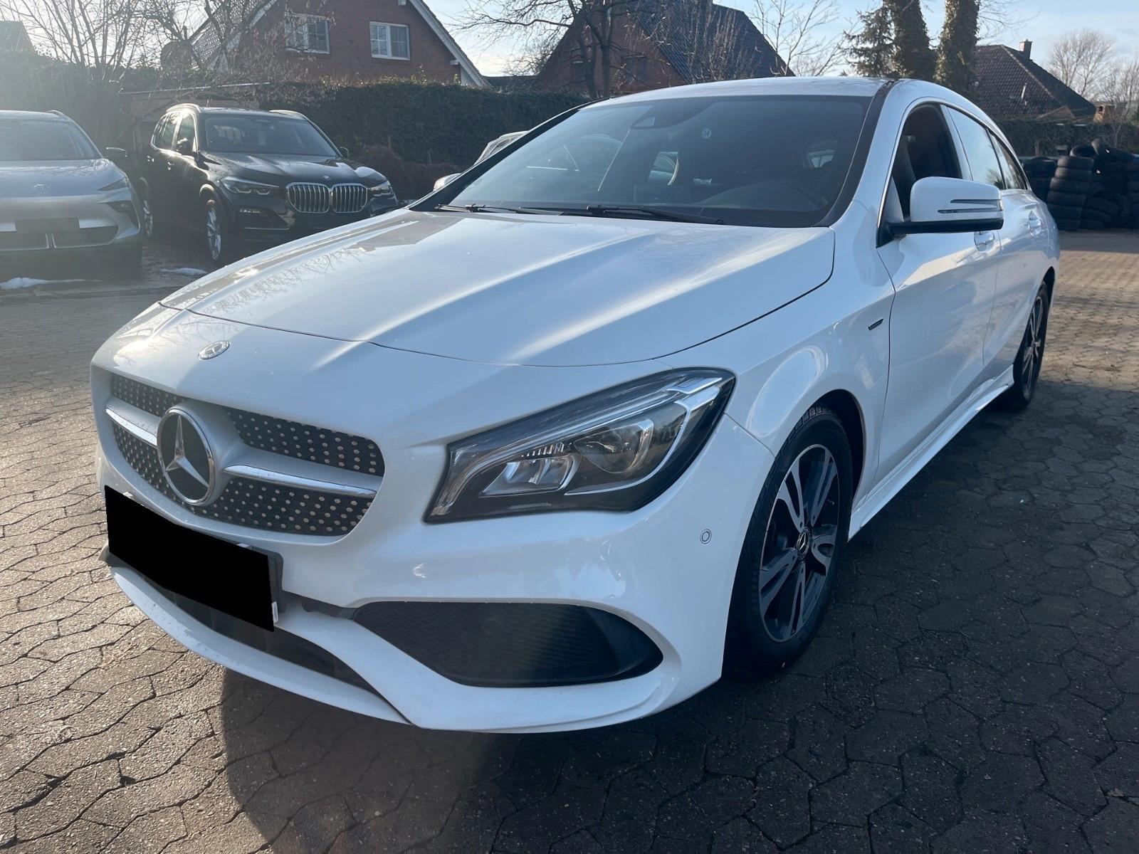 Mercedes-Benz CLA200 SB AMG 8FACH R-KAMERA LED CARPLAY NAVI