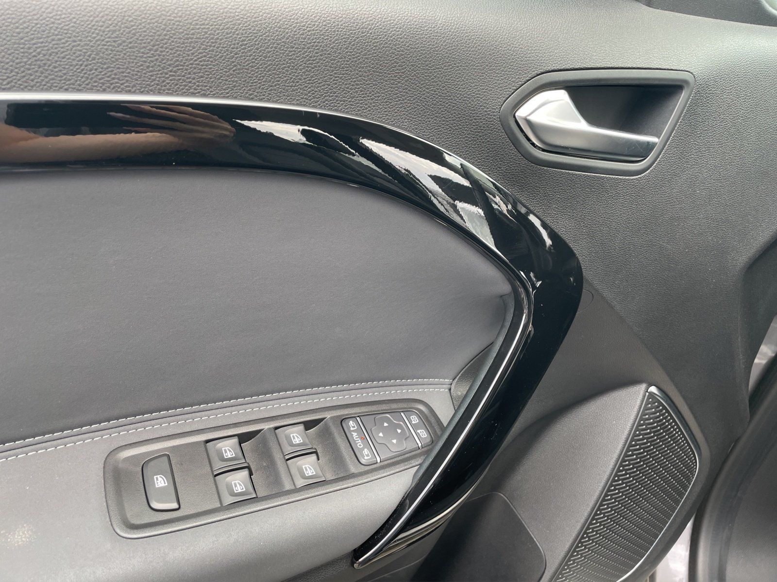 Fahrzeugabbildung Mercedes-Benz T 180d Progr LED Navi-/Technik-/PremiumPkt Kamra