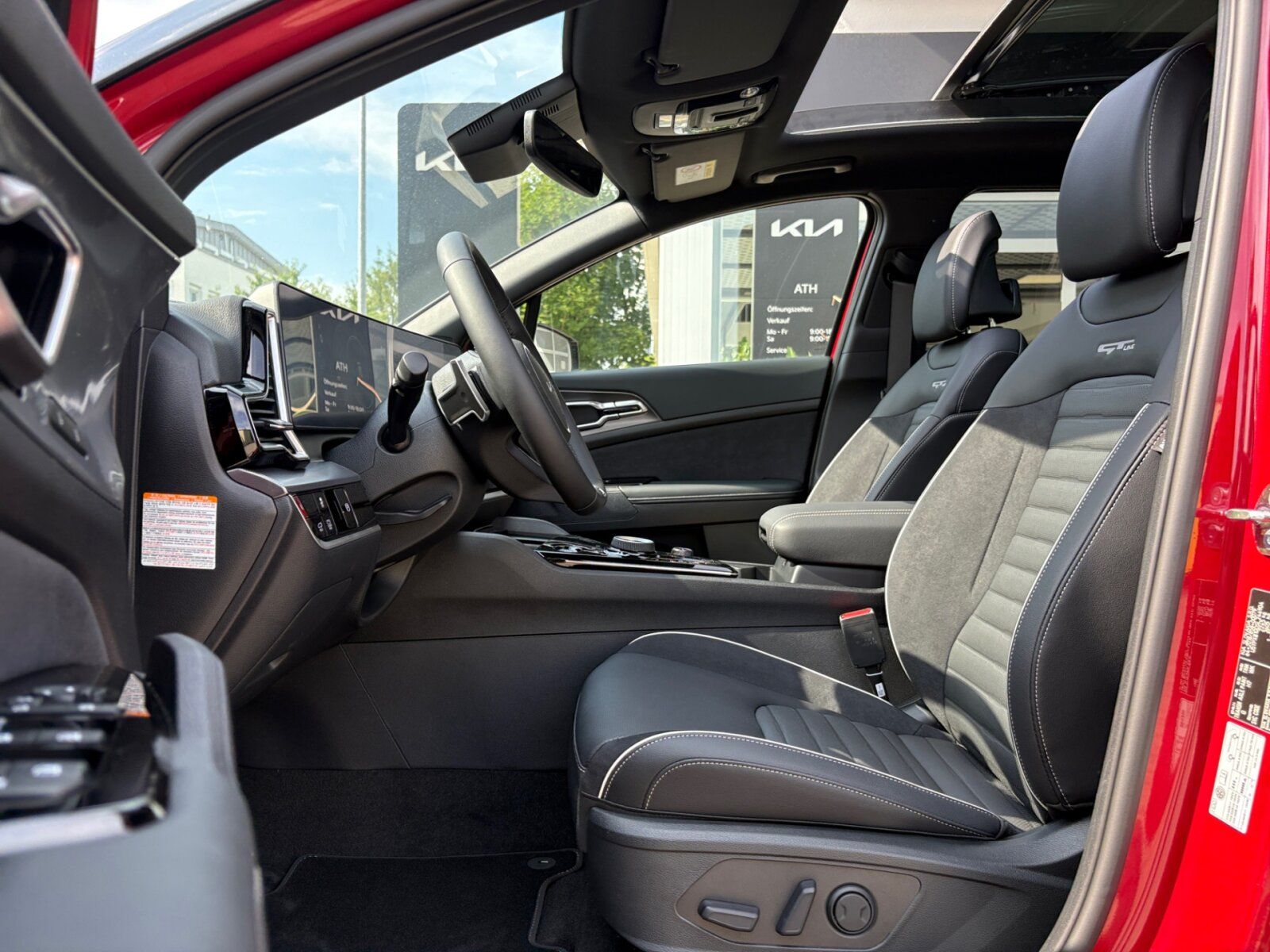 Fahrzeugabbildung Kia SPORTAGE 1.6T HEV AWD GT-Line SD GD DRI SOUN AKT