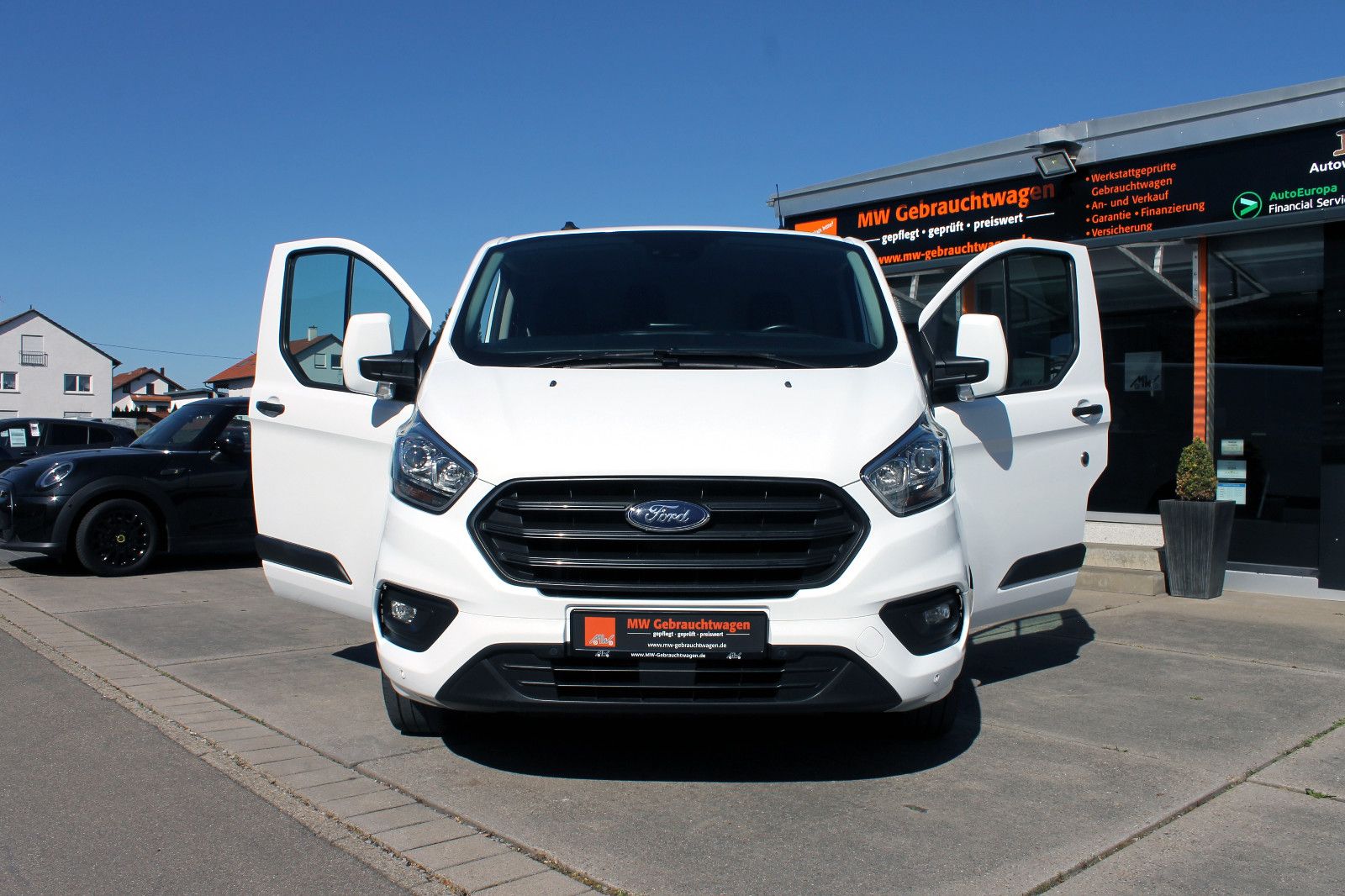Fahrzeugabbildung Ford Transit Custom Kasten 300 L2 Trend SHZ KAM TEMP