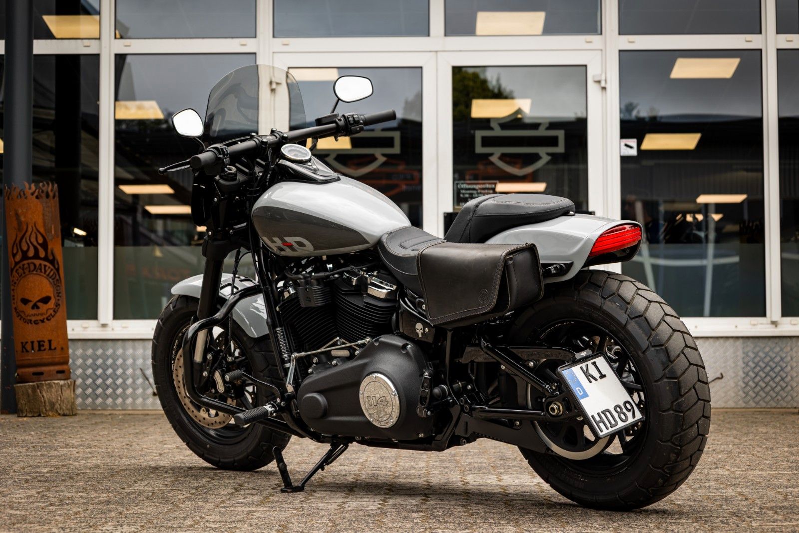 Fahrzeugabbildung Harley-Davidson FXFBS Fat Bob 114 CUI Softail - V PERFORMANCE -