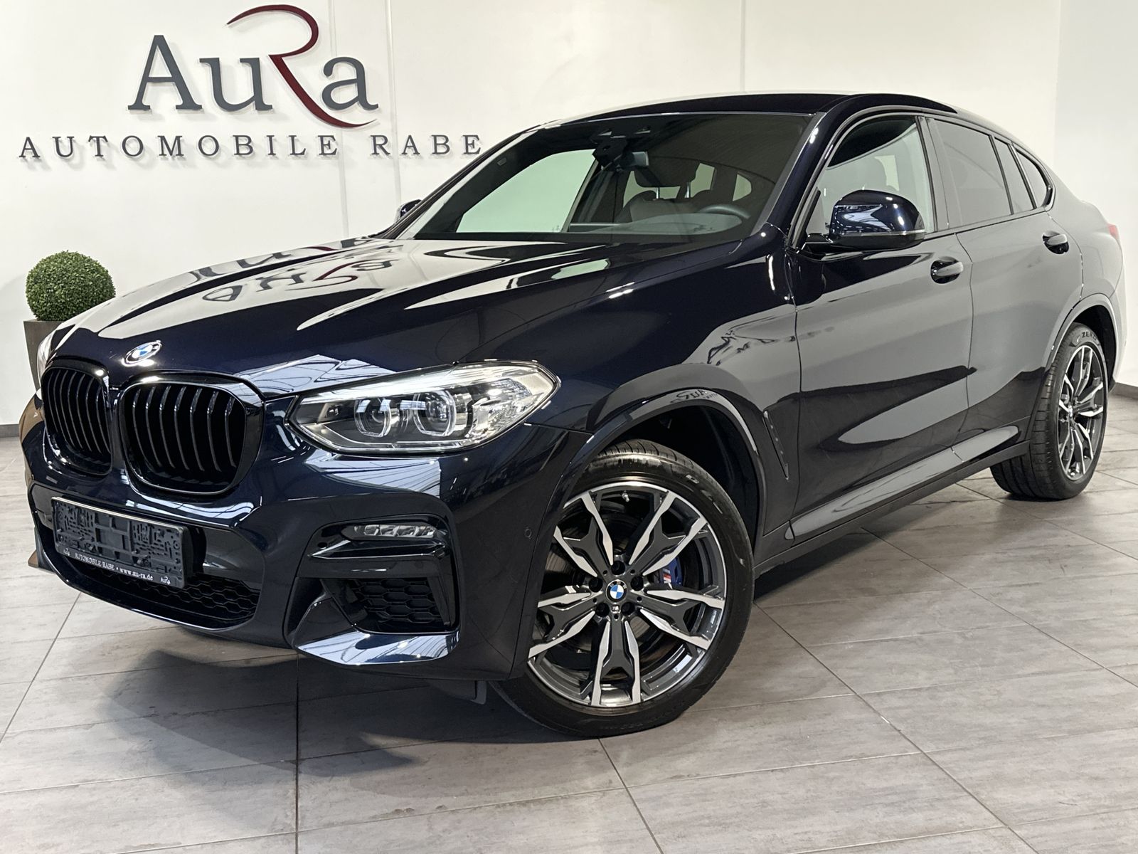 Fahrzeugabbildung BMW X4 M40i NAV+LED+HEAD-UP+H&K+KAM+MEMORY+20ZO+1HD