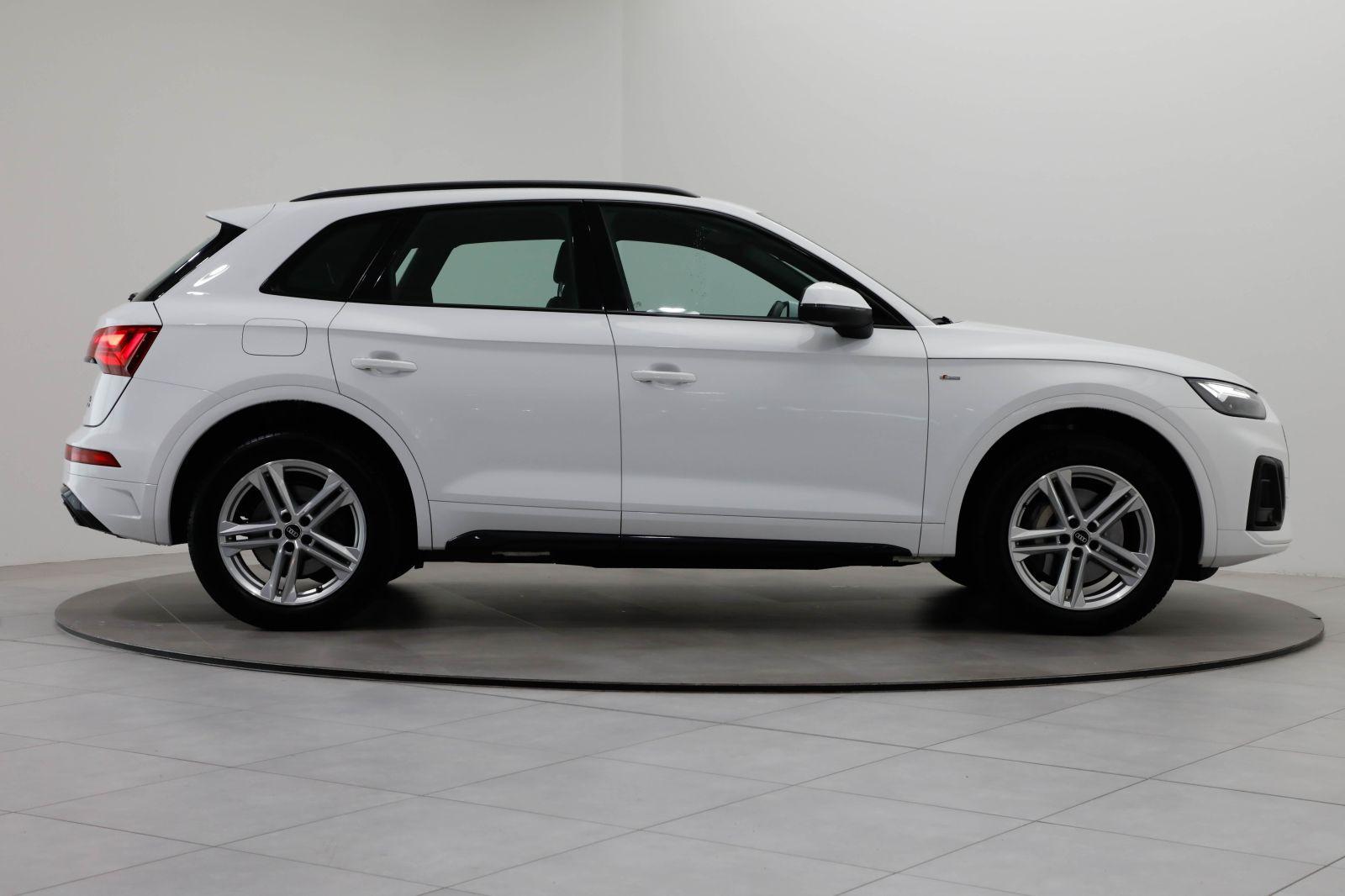 Audi Q5 50 TFSIe quattro S tronic S line PDC AHK SHZ, миниатюра 6
