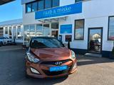 Hyundai i30 1.4 CRD Intro Edition *Navi/AHK/SHZ* - Hyundai i30 mit Diesel-Antrieb: Limousine, 1.4