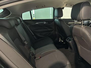 Fotografie 7 des Opel Insignia Grand Sport 2.0 Diesel Automatik Elegan