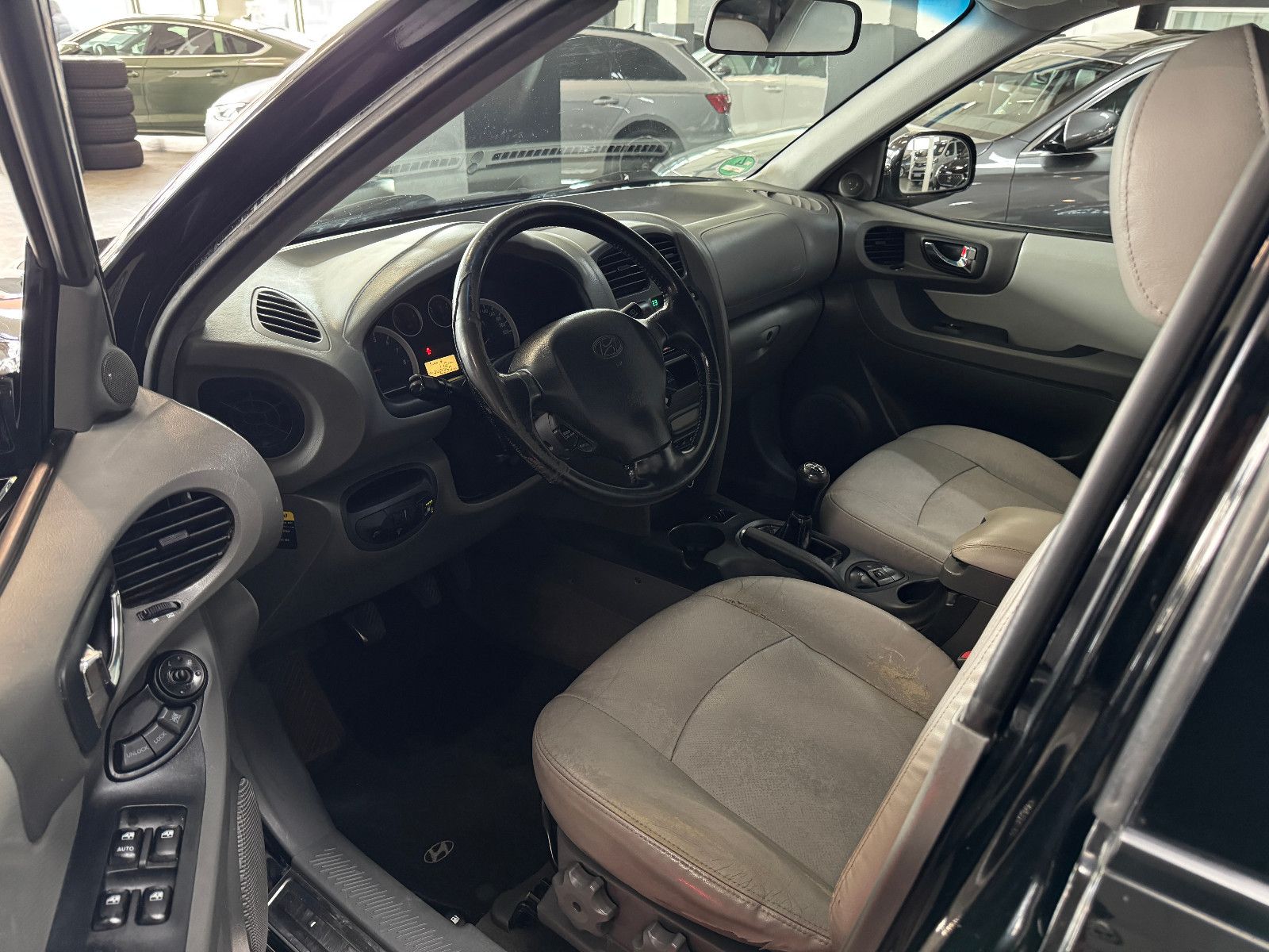 Vehicle image Hyundai SANTA FE 2.4 GLS 2WD LPG GAS ANLAGE LEDER KLIMA