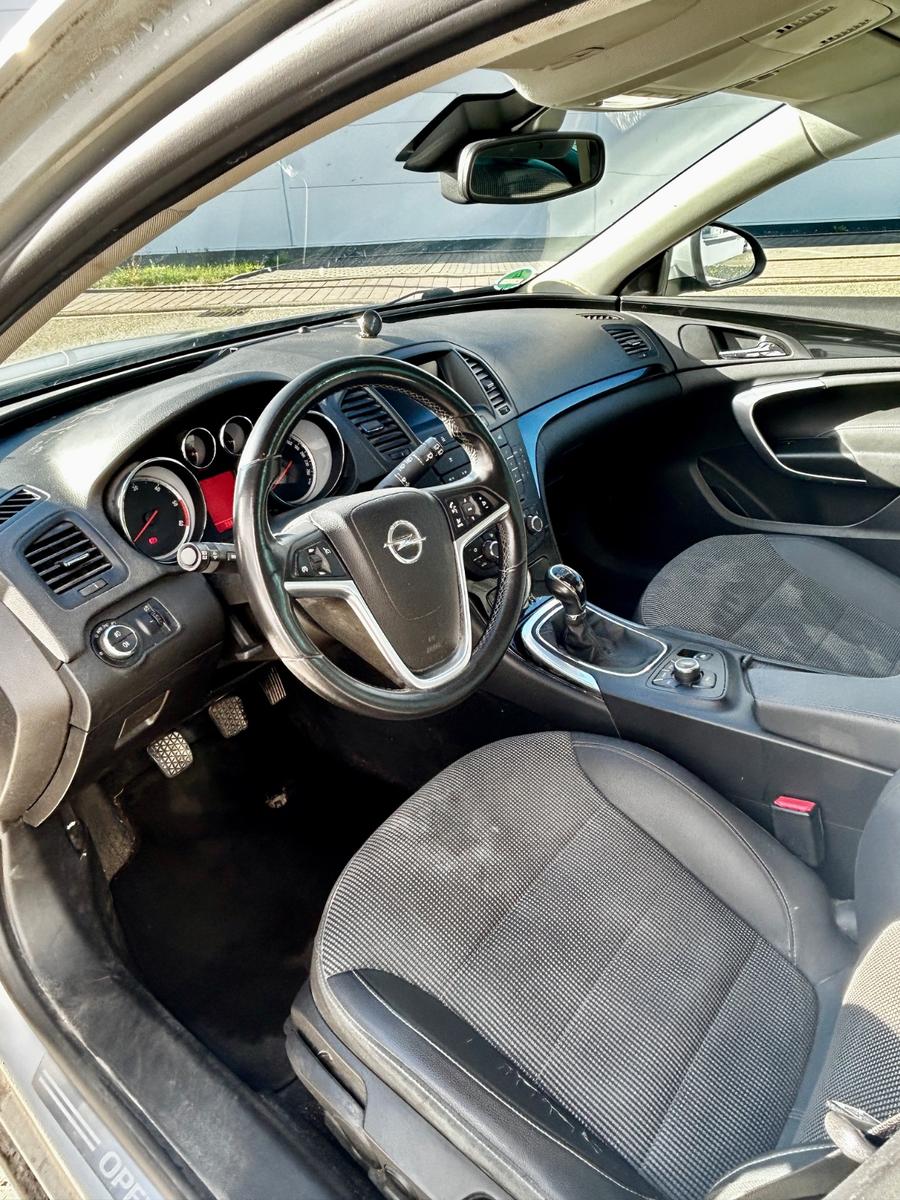Opel Insignia 2011 — photo 5