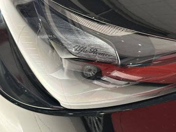 Bild 4 Alfa Romeo Junior Ibrida 1.2 VGT 48V-Hybrid 100 kW Speciale