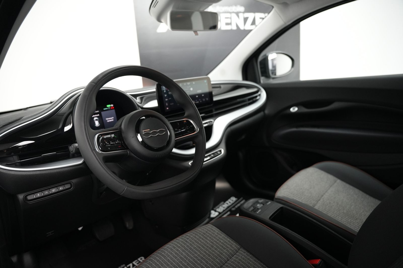 Fahrzeugabbildung Fiat 500 e Icon 42 Kwh *Kamera*Klima*Navigation*TOP