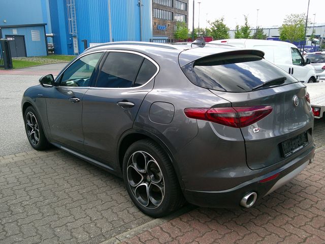 Alfa Romeo Stelvio Lusso Ti Q4