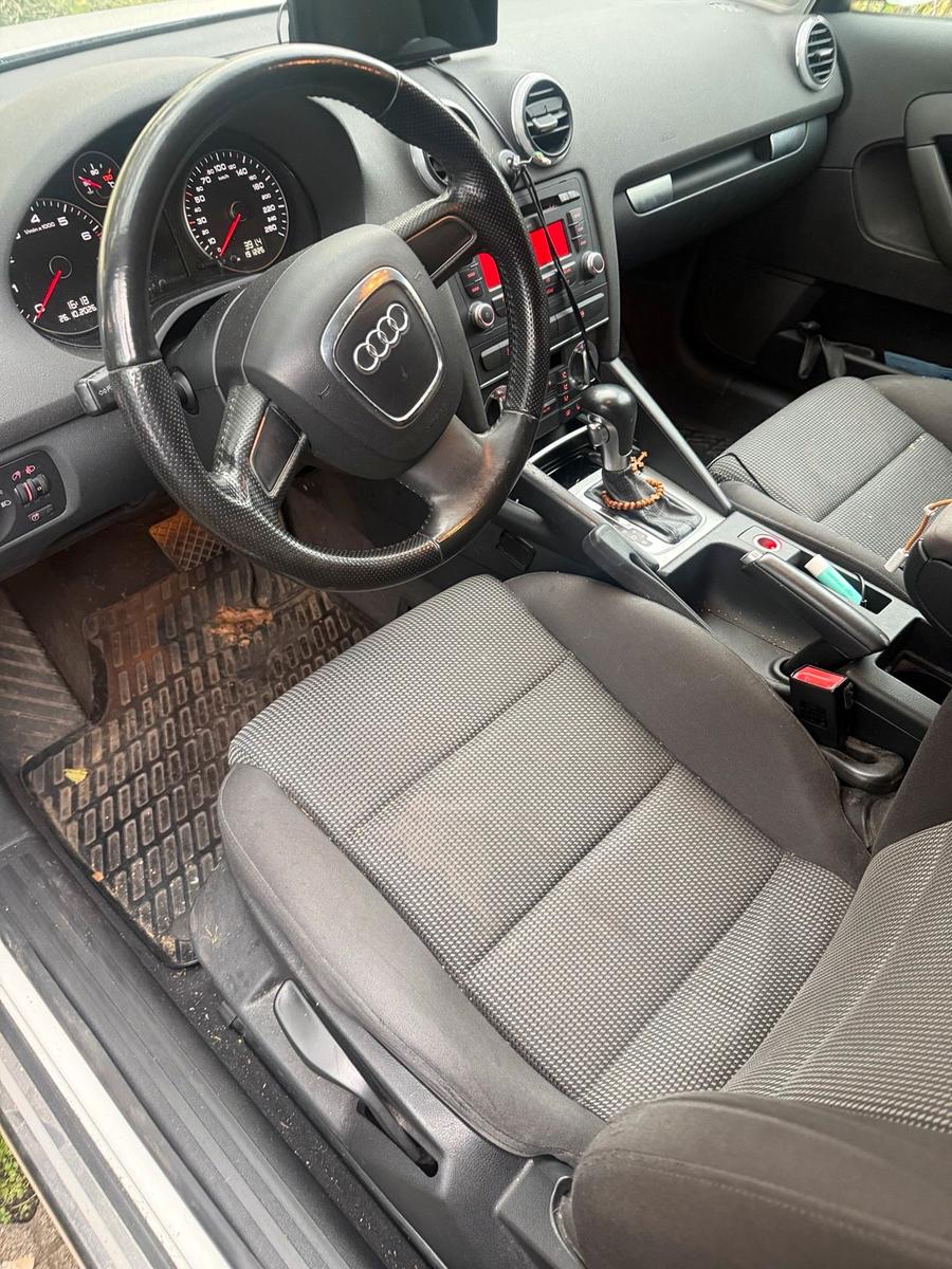 Audi A3 2010 — photo 5