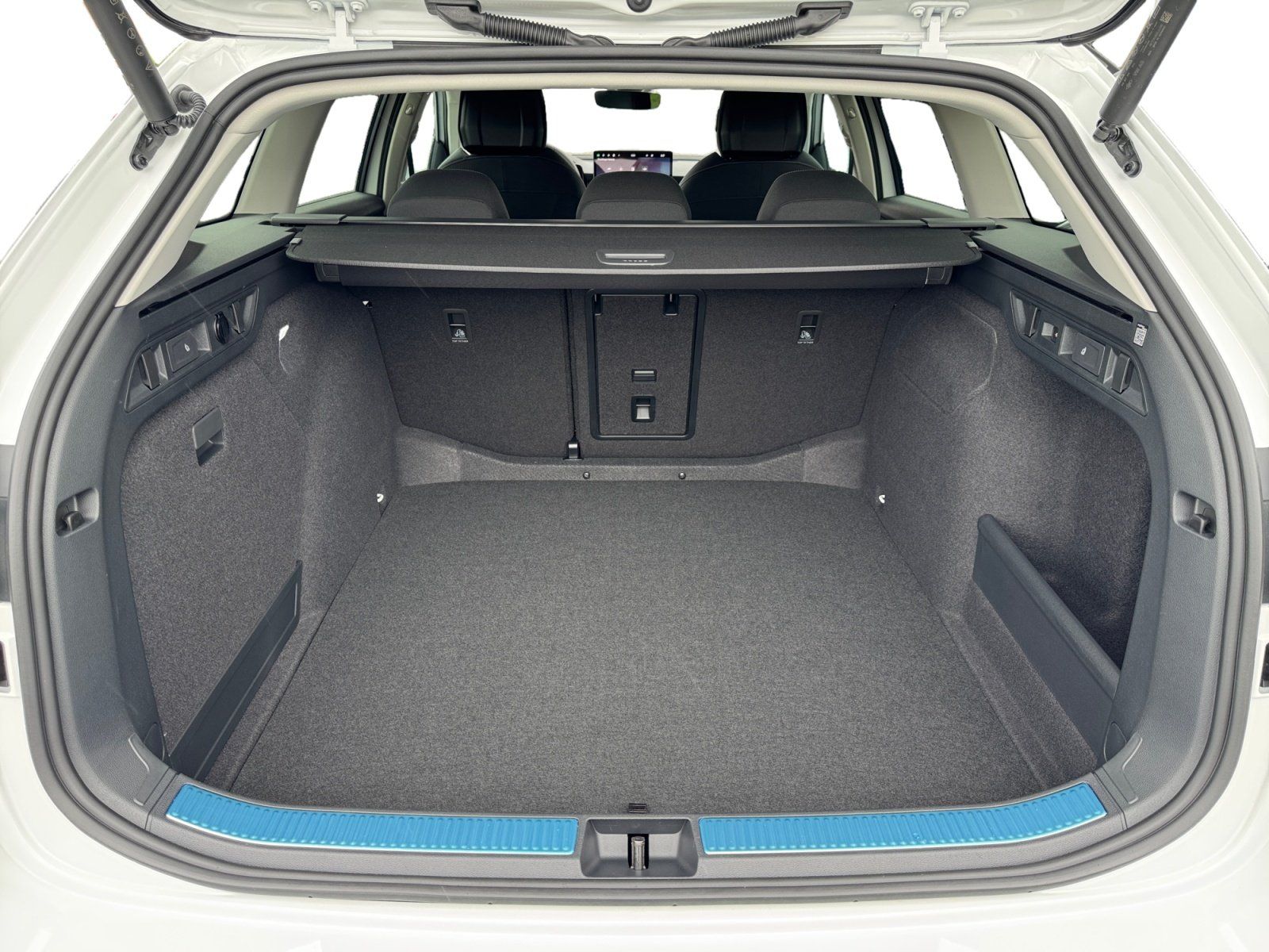Skoda Superb - Bild 7