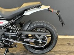 ROYAL ENFIELD Guerrilla 450 SMOKE SILVER +++ Letztes Bike +++