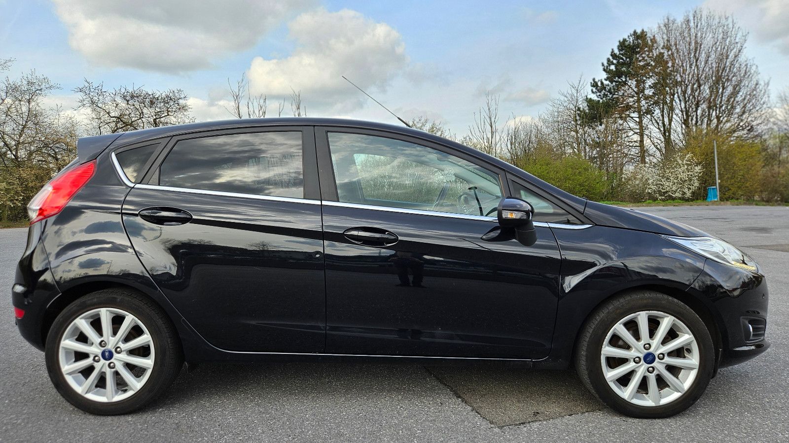 FORD Fiesta Titanium EcoBoost 1 JAHR GARANTIE