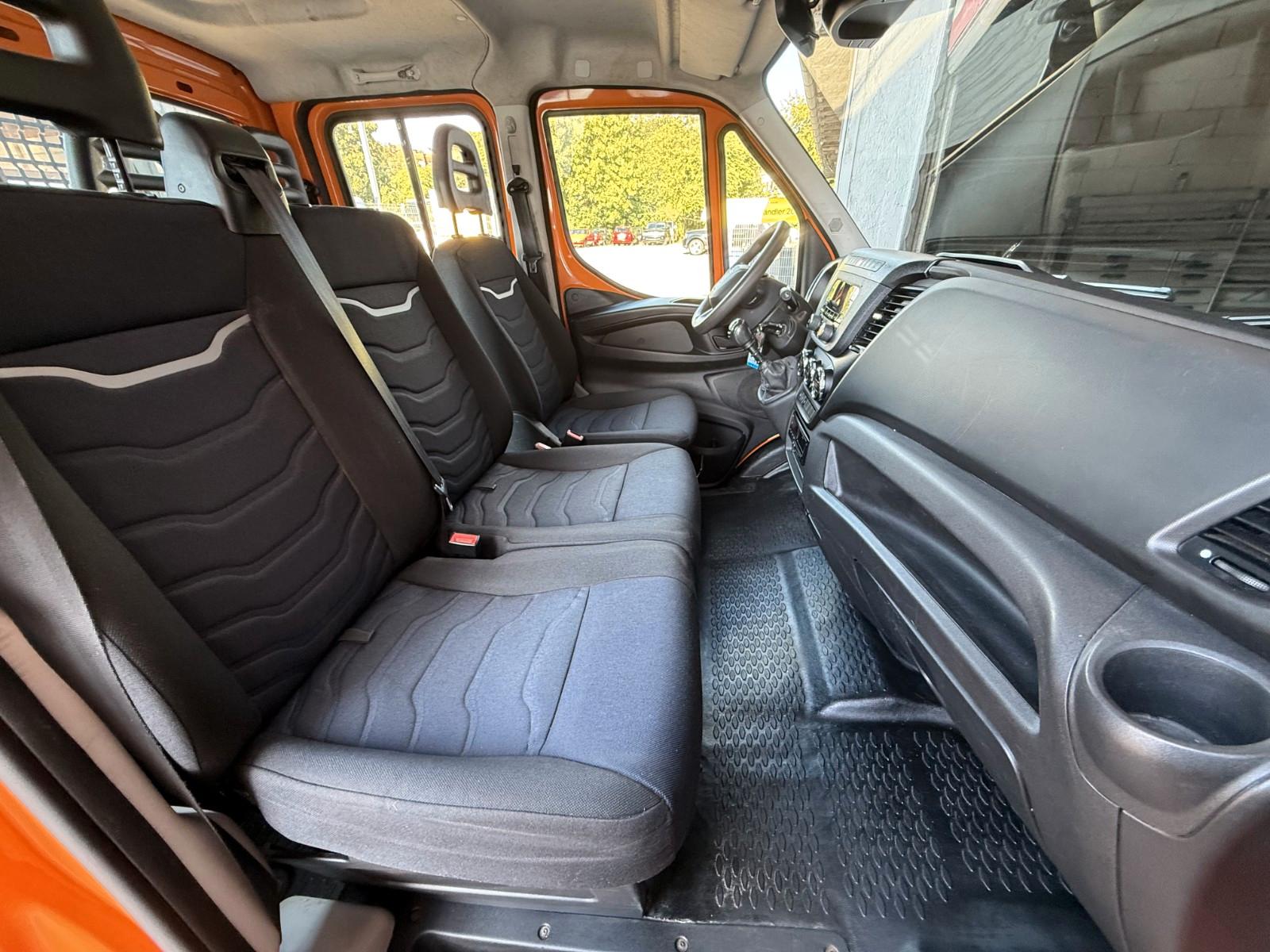 Iveco Daily 2.3D Pritsche DoKa 35S16 7-SITZE Klimaaut.
