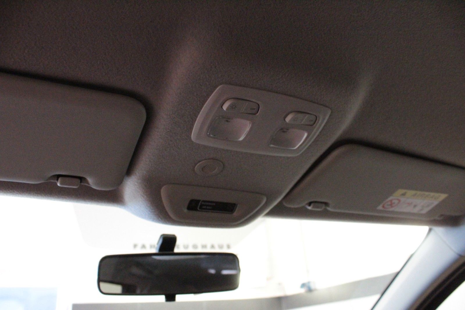 Fahrzeugabbildung Dacia Duster Sce 115 Eco-G*AHK*15075*