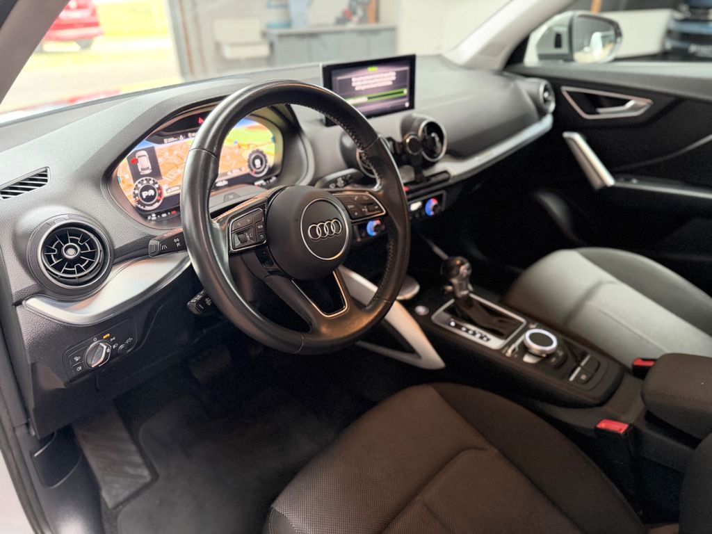 AUDI Q2 35 TFSI/SPORT/VIRTUELLES/ACC/LED AUDI Q2 35 TFSI/SPORT/VIRTUELLES/ACC/LED