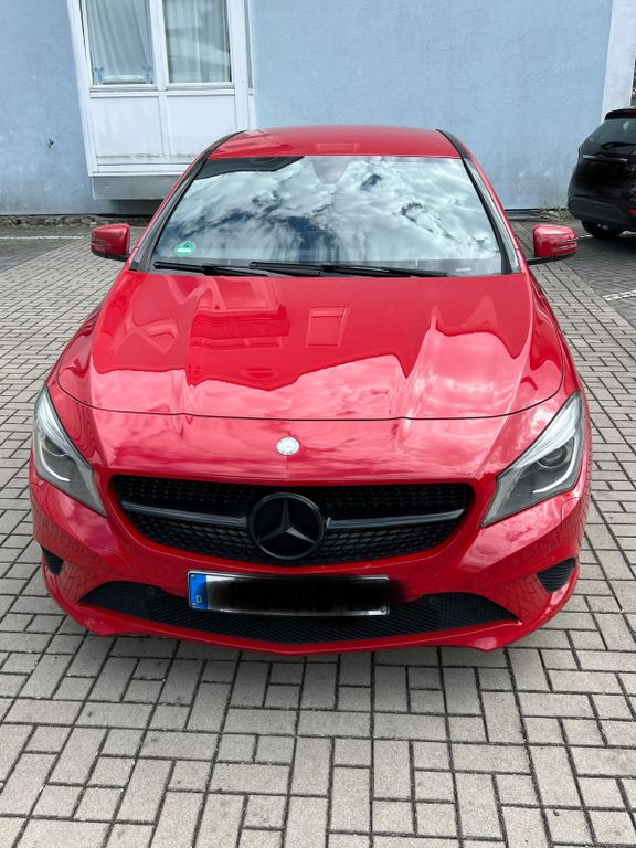 Image of Mercedes-Benz CLA 200