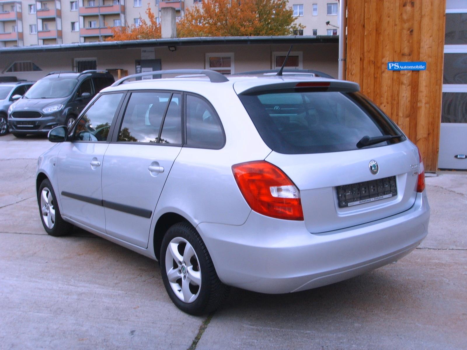 Skoda Fabia 2011 — photo 5