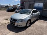 Volkswagen Eos 1.4 Individual HU&AU´Neu - Volkswagen Eos Individual mit Benzin-Antrieb