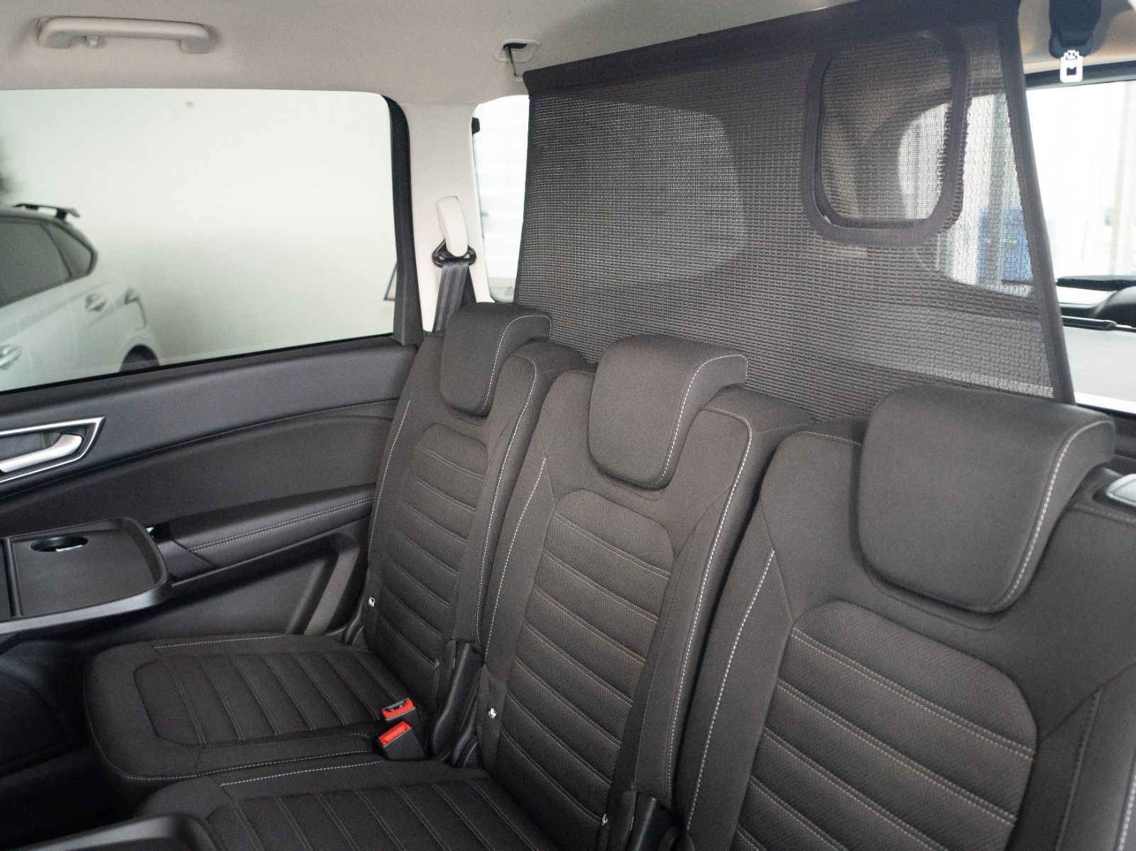 Fahrzeugabbildung Ford Galaxy Titanium/NAVI/AUTOMATIK/7-SITZER/WINTER