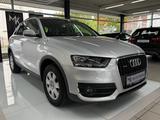 Audi Q3 2.0 TFSI quattro*AUT*SUR*BT*PDC*1HAND - Audi Q3 Gebrauchtwagen in Düsseldorf