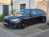BMW 530 Gran Turismo 530d M-Paket Top! - BMW 530 Gran Turismo in Düsseldorf