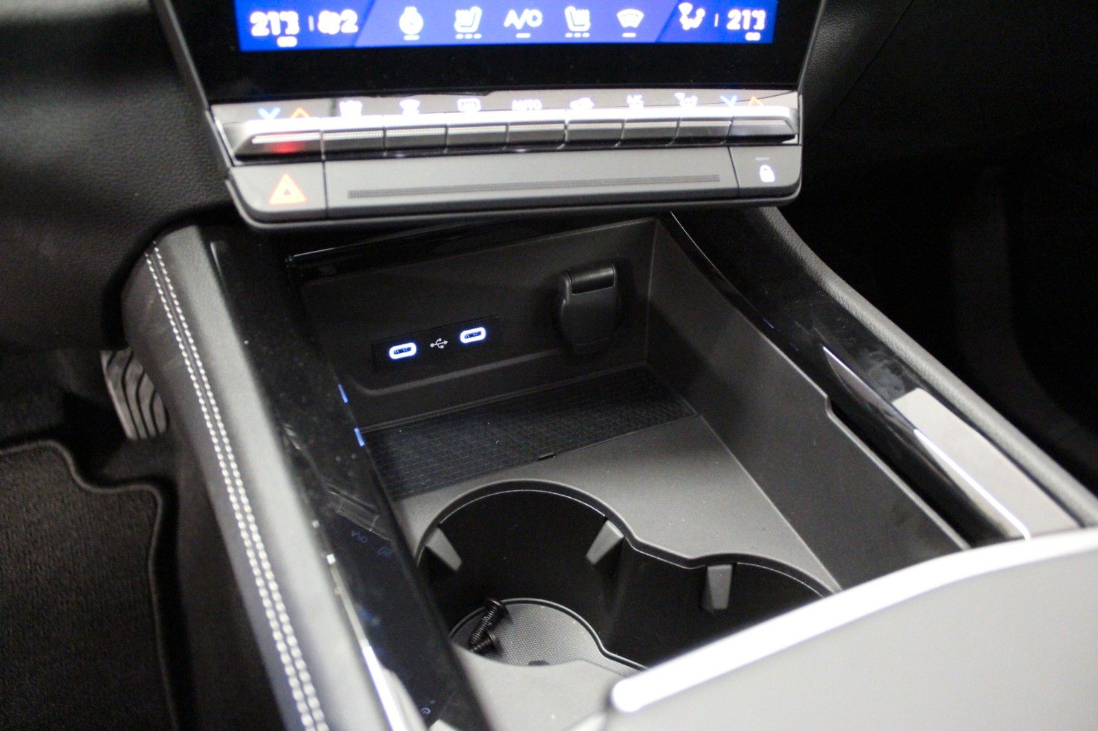 Fahrzeugabbildung Renault Austral Mild Hybrid 160 Techno *Winter-Paket*