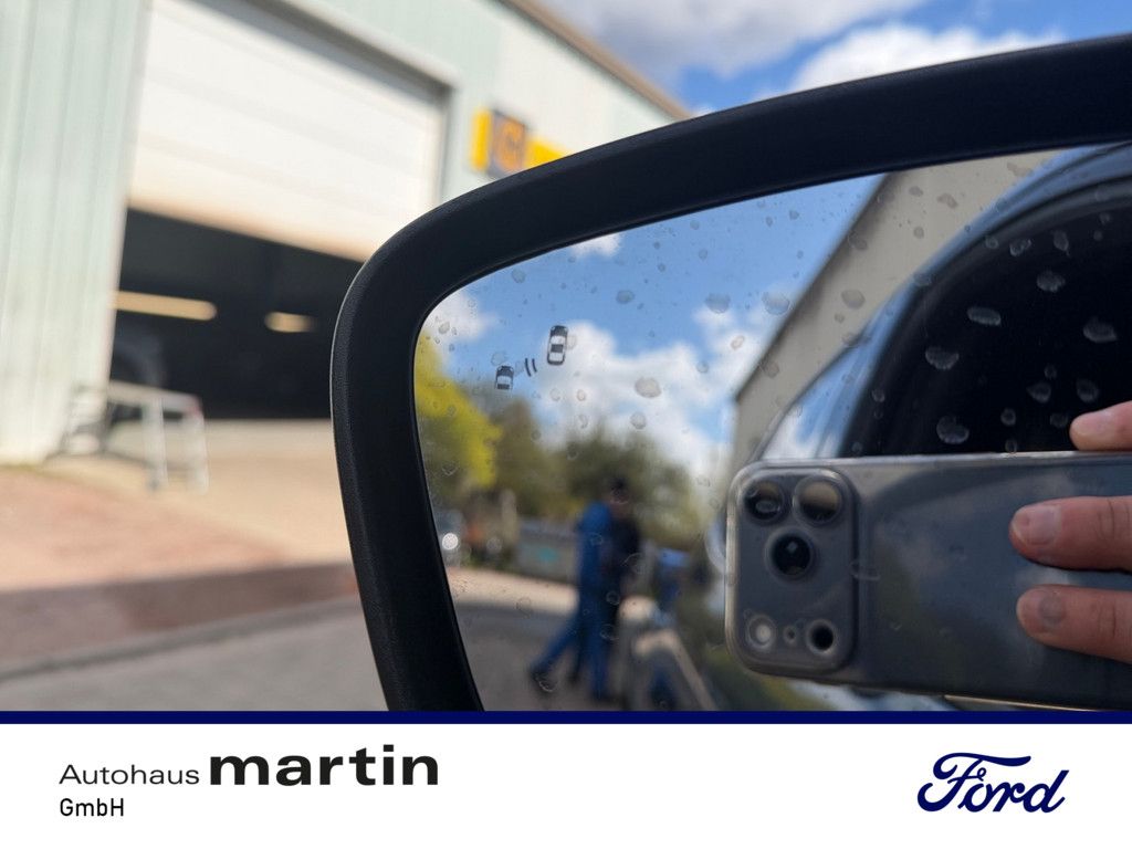 Fahrzeugabbildung Ford Kuga 1.5 ST-Line X PDC SHZ NAVI ACC B&O LED