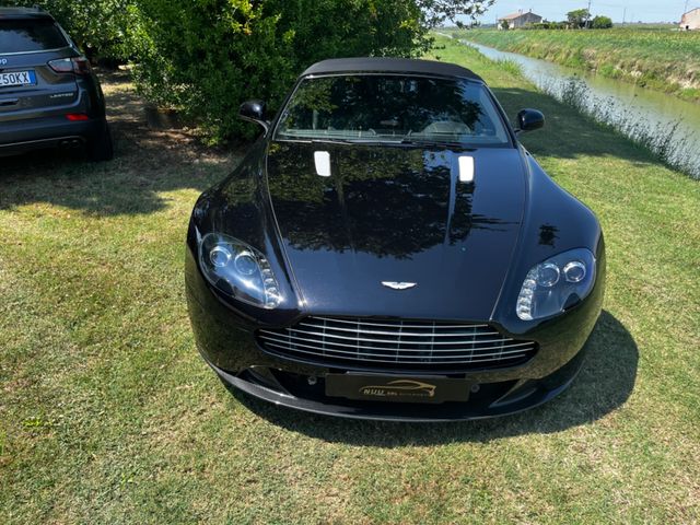 Aston Martin V8 Vantage S Roadster