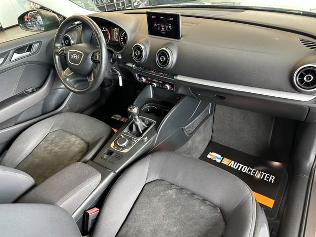 Audi A3 attraction *KLIMA*BI-XENON*TEMPOMAT*