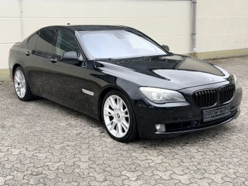 BMW 750 - 3