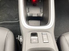 JEEP AVENGER Overland Allrad/4xe/el.Heckklappte/Navi/