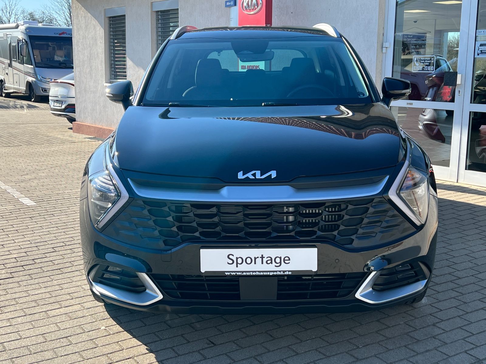 Fahrzeugabbildung Kia SPORTAGE 1.6T 48V 2WD DCT ULTIMATE EDITION