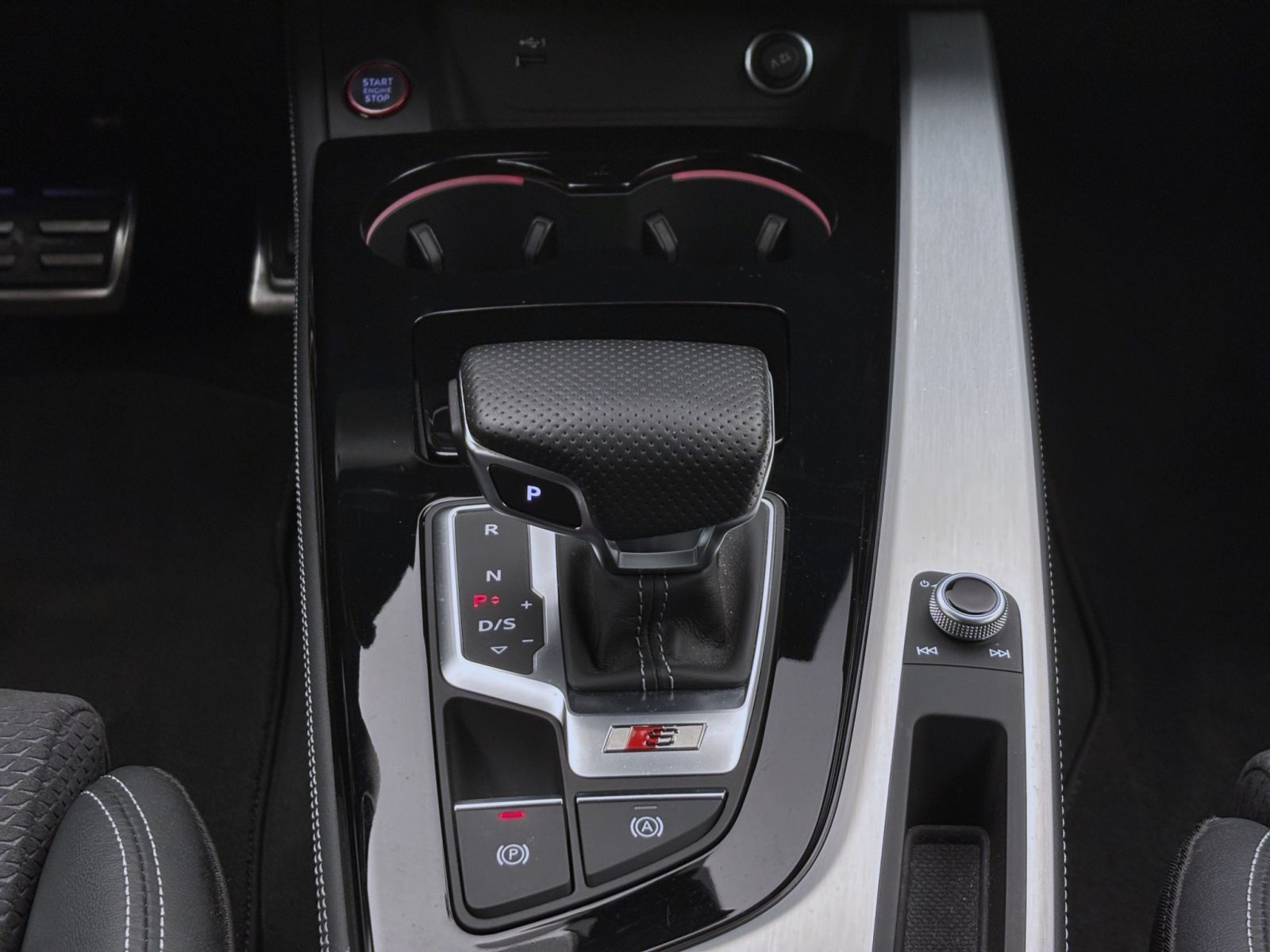 Audi S4 - Bild 15